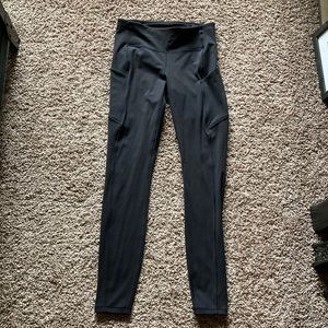 Barely worn black lululemon leggings